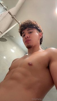 jettagain leak - “I wish I could shower with you” nahh bro I like to pipi on..