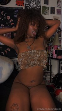 k1m08 leak - Pretty girls don’t wear pants {two videos}Watch me shake som..