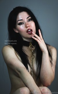 katyaaeliza leak - Kat on a leash hehe <3I was away from here yesterday so I wi..