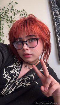 kianavi leak - I couldn’t hold it in anymore…. New self facial video coming..