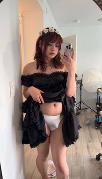 kianavi leak - Blessing you with some kiyana bulge, just swipe to see :3