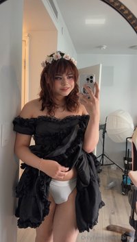 kianavi leak - Blessing you with some kiyana bulge, just swipe to see :3