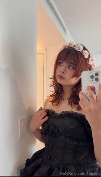 kianavi leak - ahhhh I feel so pretty in this outfit I wish I had someone h..