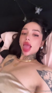 kitigato69 leak - Videito rico dirty talk con mi amiguitaaa jugamos con un dil..