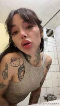 kitigato69 leak - hoy día mostrando en culito para ti BB desde que salí de la ..