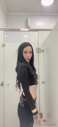 kitigato69 leak - Gatita michumichutomabicho tiene hambre