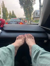 lehlani leak - New nails I’ve never done a brown French before. I feel so..