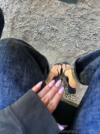 lehlani leak - I get annoyed when I have a lot going on and can’t be on her..