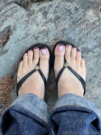 lehlani leak - I get annoyed when I have a lot going on and can’t be on her..