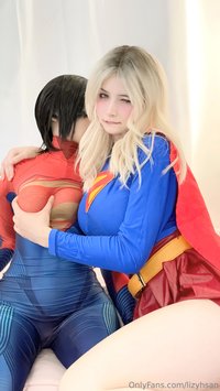 lizyhsan leak - Súper girl !!, Estuve jugando un rato con la otra súper gi..