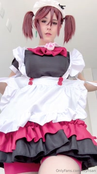 lizyhsan leak - Momo Ayase con solo mandil o traje de maid completo, cuál pr..