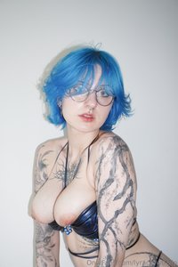 lyracr0w0-vip leak - can i lay on you with my bikini like this? :3