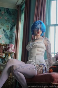 lyracr0w0-vip leak - these are a lil artsy hehe