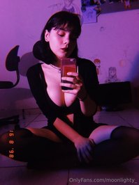 moonlighty_ leak - way before i started an onlyfans account, I took pictures be..