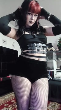 nymphovamp leak - Today was a slutty outfit kind of day :3 i think i took too ..