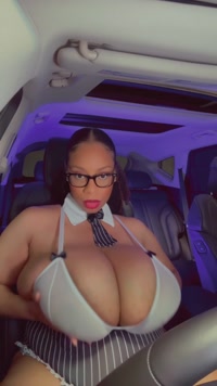 onlyonerhonda leak - In the car sucking my nipples, squeezing and kissing my boob..