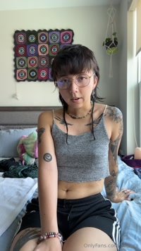 payaxx leak - begging for cuddles today pls