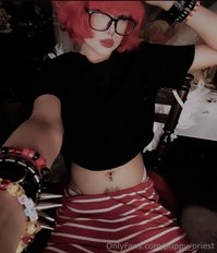 puppy_priest leak - New hair color!! Should have better quality stuff coming out..