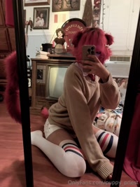 puppy_priest leak - Puppy stuff!! Just a couple of ready videos of femboy thighs..