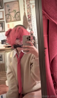 puppy_priest leak - Puppy stuff!! Just a couple of ready videos of femboy thighs..
