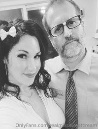 realmisssweetcream leak - Halloween last year! I think you get the idea of our costume..