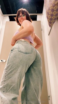 redchair_dancer leak - Shopping for denim is sometimes a really stressful experienc..