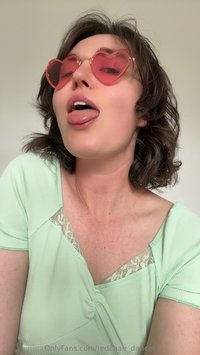 redchair_dancer leak - Let me know if you were able to keep the eye contact or if y..