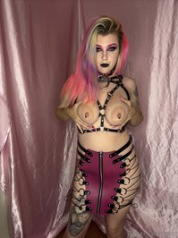 roxxi_diamond leak - My 1st real leather outfit. Unfortunately ordering this cust..