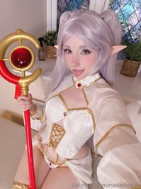 rynkerbellee leak - 1 like = 1 elf booty spank ‍♀️Frieryn pics!! Ive got my lo..