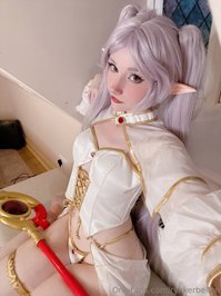 rynkerbellee leak - 1 like = 1 elf booty spank ‍♀️Frieryn pics!! Ive got my lo..