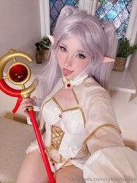 rynkerbellee leak - 1 like = 1 elf booty spank ‍♀️Frieryn pics!! Ive got my lo..