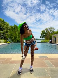 saintziya leak - Need your pipe cleared ? (the sun kinda ruined these but ..