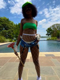 saintziya leak - Need your pipe cleared ? (the sun kinda ruined these but ..