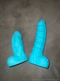 sexiest_girl leak - You guys thought the left dildo was huge!?! Look at the new ..