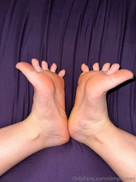 simpqueen leak - i am getting so good at doing my toes