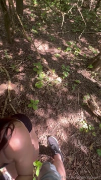 spicedbuns leak - Went for a little hike today, always need a quick snack thou..