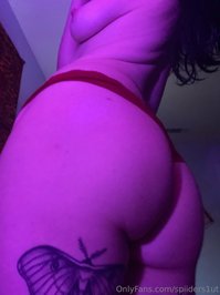 spiiders1ut leak - halloween isnt over till i say so btw. new vid goin up sunda..