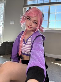 strawbeariemilkk leak - I’m Nev3r really too fond of short haired wigs >.< but for t..