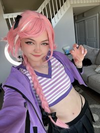 strawbeariemilkk leak - I’m Nev3r really too fond of short haired wigs >.< but for t..
