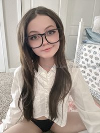 strawbeariemilkk leak - I’ve been OBSESSED with preppy stuff lately! Makes me feel l..