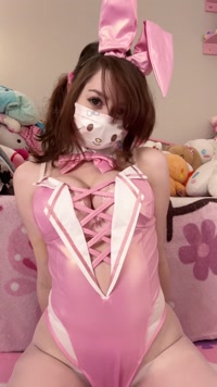 sweetvampybby leak - I like this plug a lot >.< also teasing my hole with an egg ..