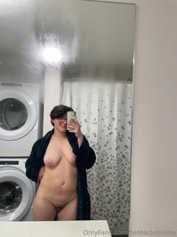 tentaclebimbo leak - Some post-shower mirror pics (yes I know I have a grandpa ..