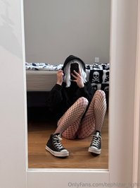 tephizar_light leak - I definitely have two sides (you don't have to zoom, yeah, I..