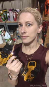 the_country_hotwife leak - Sun is going down, but I've had two margaritas and mother na..