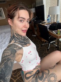 thedesperateone leak - 1 facial a day keeps the doctor away ‍♀️