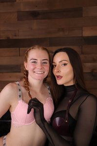 thelittlered leak - Do you think this was before or after she dominated me?