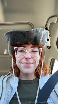 thiccameron leak - cute hiking girl enjoying nature and missing all of u guys