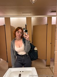 thiccameron leak - jeans were too tight on this beautiful fat pussy of mine so ..