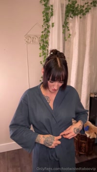 tootwistedtaboovip leak - Step mom brings your brothers in to show you the family duti..