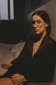 trainspotte_r leak - new set with @katrina_yes